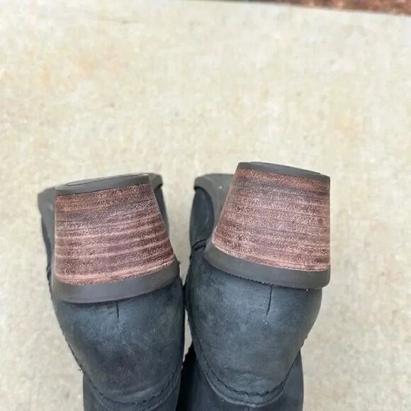 Teva Foxy Nubuck Mid Calf Leather Boots - Picture 6 of 16